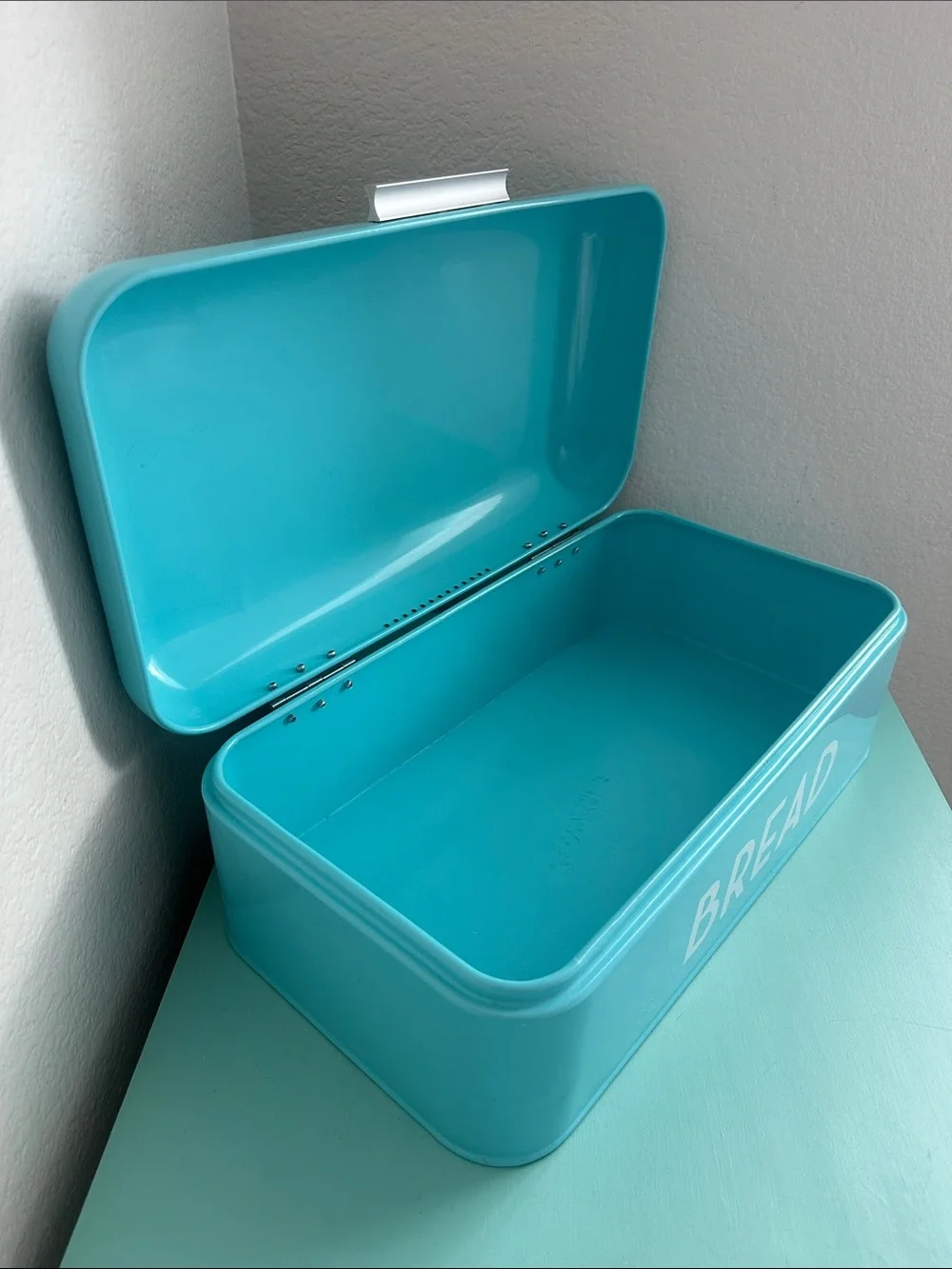 Home Basic-retro metal turquoise bread box storage for kitchen countertop-used